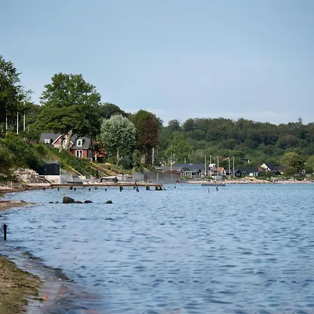 לינה וארוחת בוקר Strandidyl 3*