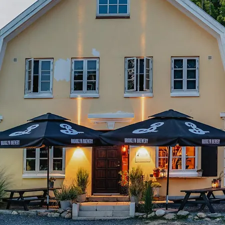 Strandidyl Bed and Breakfast 3*