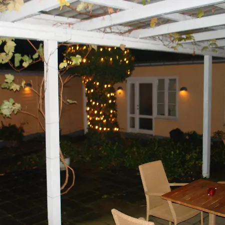 לינה וארוחת בוקר Strandidyl 3*