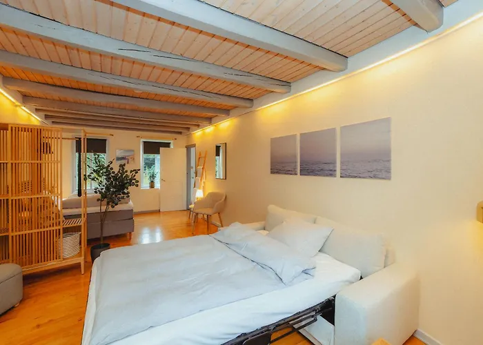 Strandidyl Oda ve Kahvaltı 3*